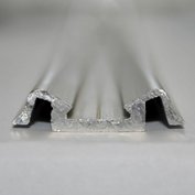 Lišta pro krytí spojených plechů x stříbrná elox šířka 25 mm, NUTNO OBJEDNAT MIN. 1KS=5M, "ND"